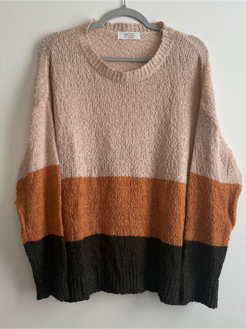 MOD ON TREND Beige Orange Green Colorblock Crew Neck Knit Pullover Sweater L